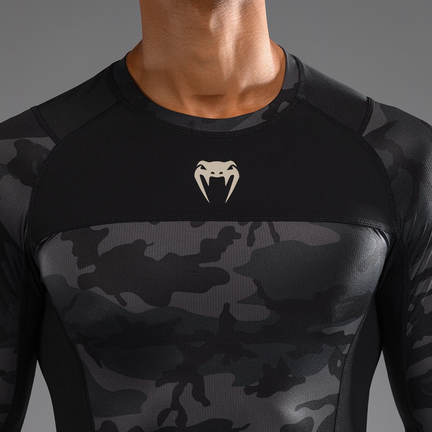 venum-g-fit-air-herren-langarm-rashguard-digital-urban-camo image 5