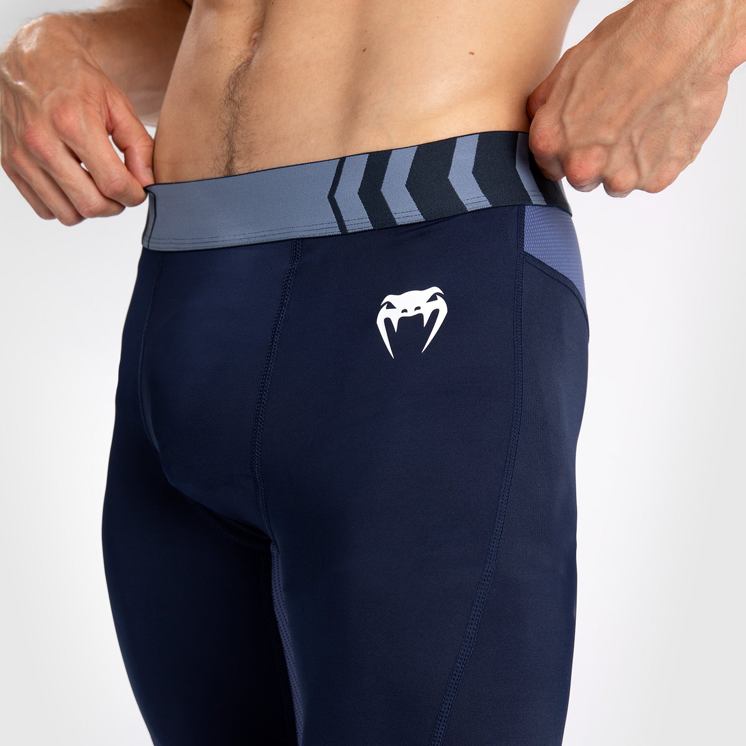 venum-tempest-vale-tudo-shorts-herren-marineblau-blau image 4