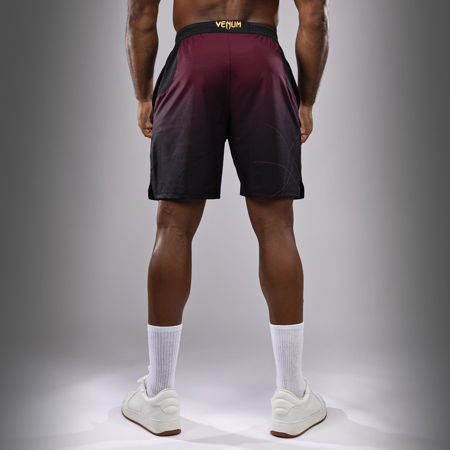 venum-tactical-xt-trainingsshorts-herren-schwarz-burgund-gold image 2