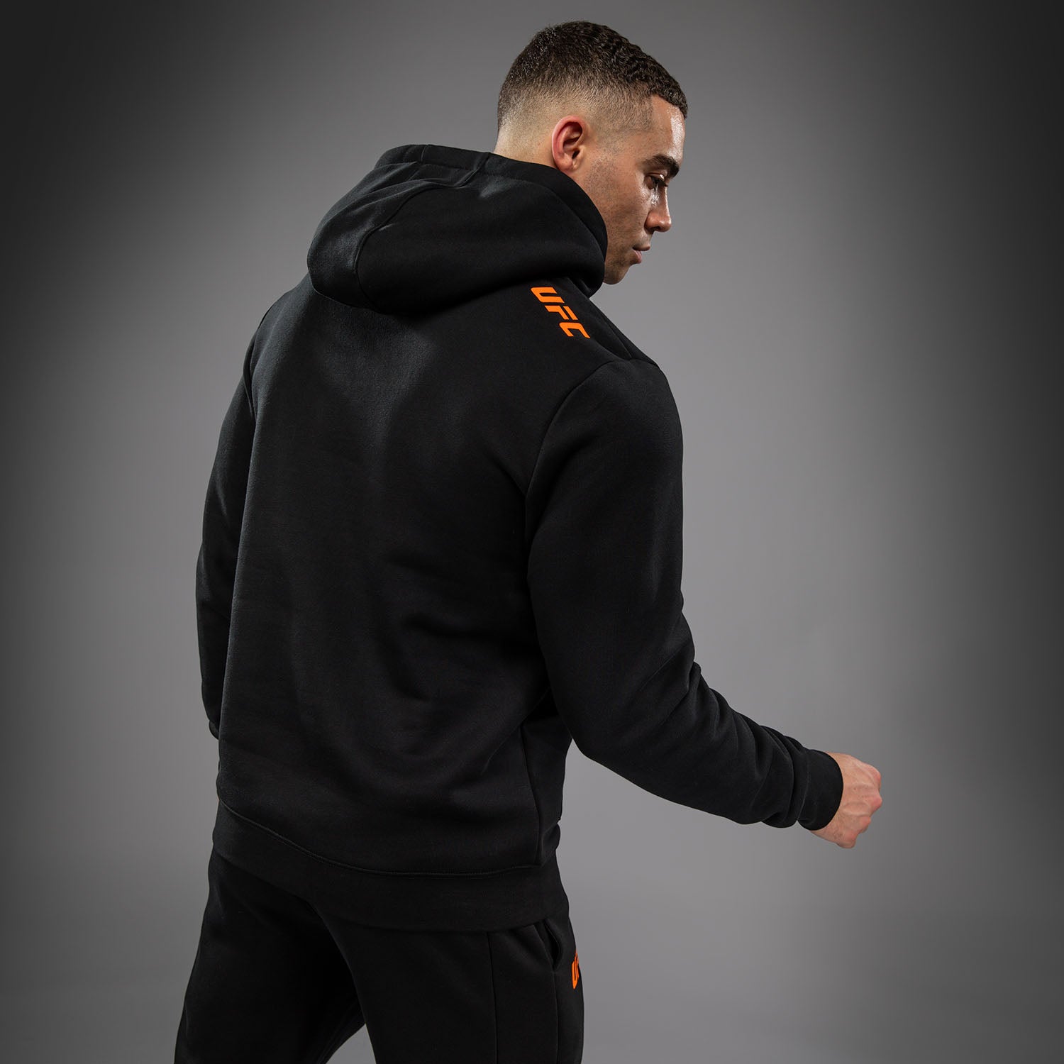 ufc-zenith-by-venum-authentic-fight-week-pullover-hoodie-herren-schwarz image 4