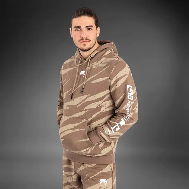 ufc-adrenaline-by-venum-fight-week-herren-hoodie-desert-camo image 1