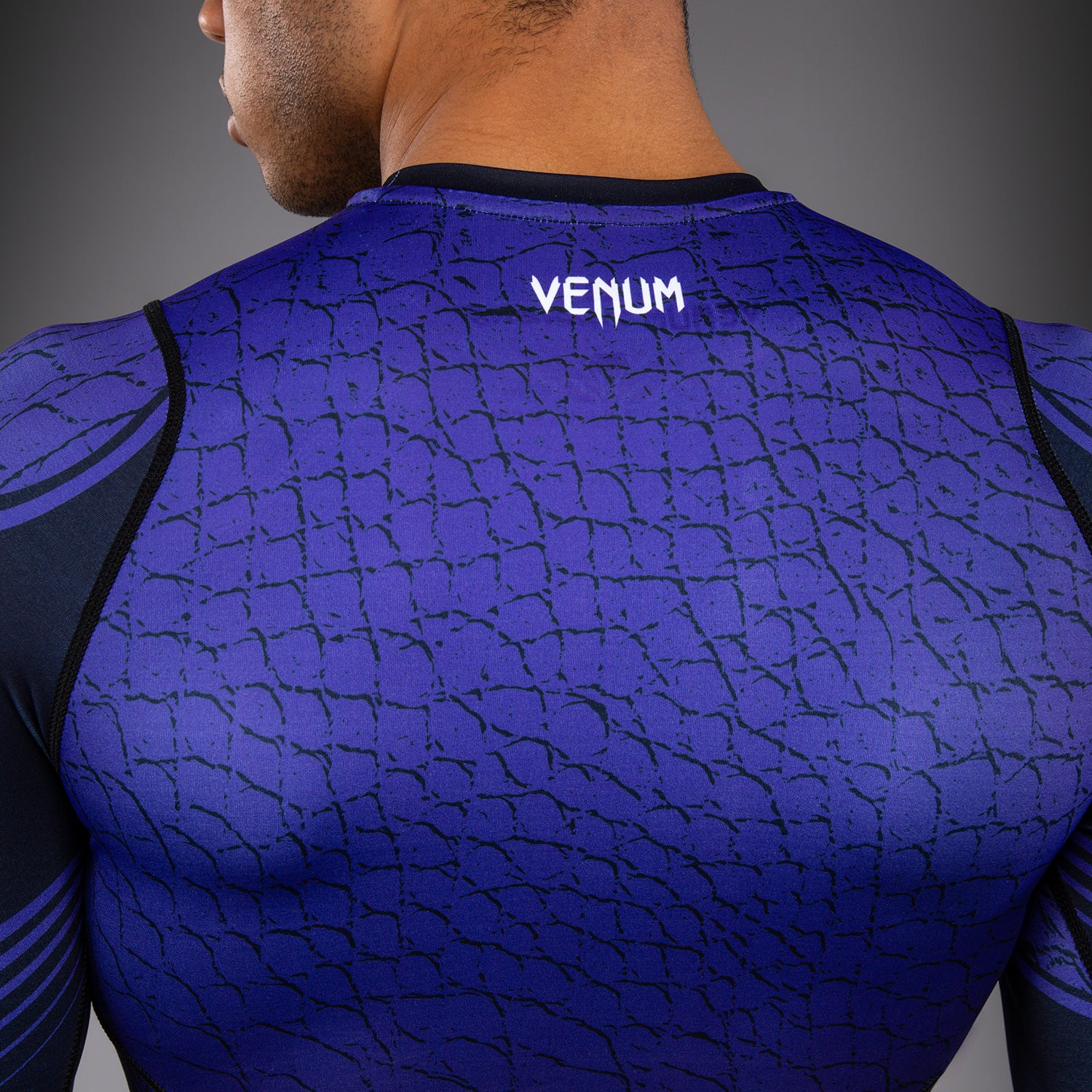 venum-x-tekken-8-langarm-rashguard-kazuya-schwarz-lila image 8