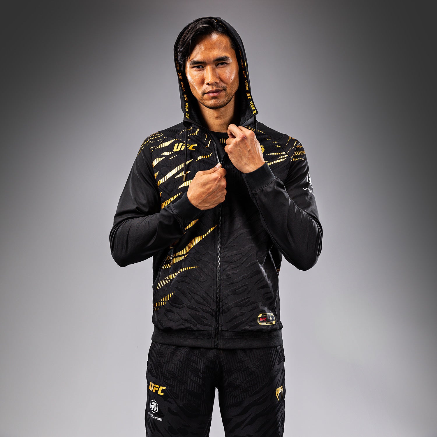 ufc-fusion-by-venum-authentic-fight-night-herren-walkout-hoodie-champion image 3