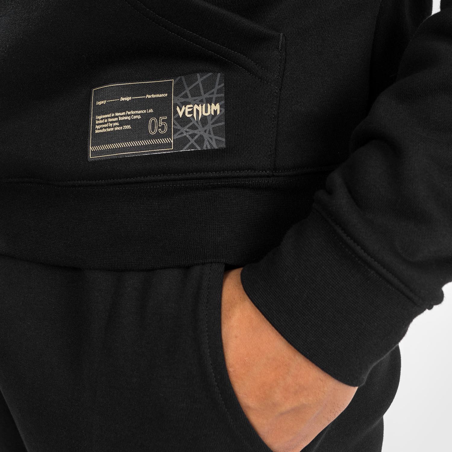 venum-tecmo-2-0-kapuzenpullover-schwarz image 8
