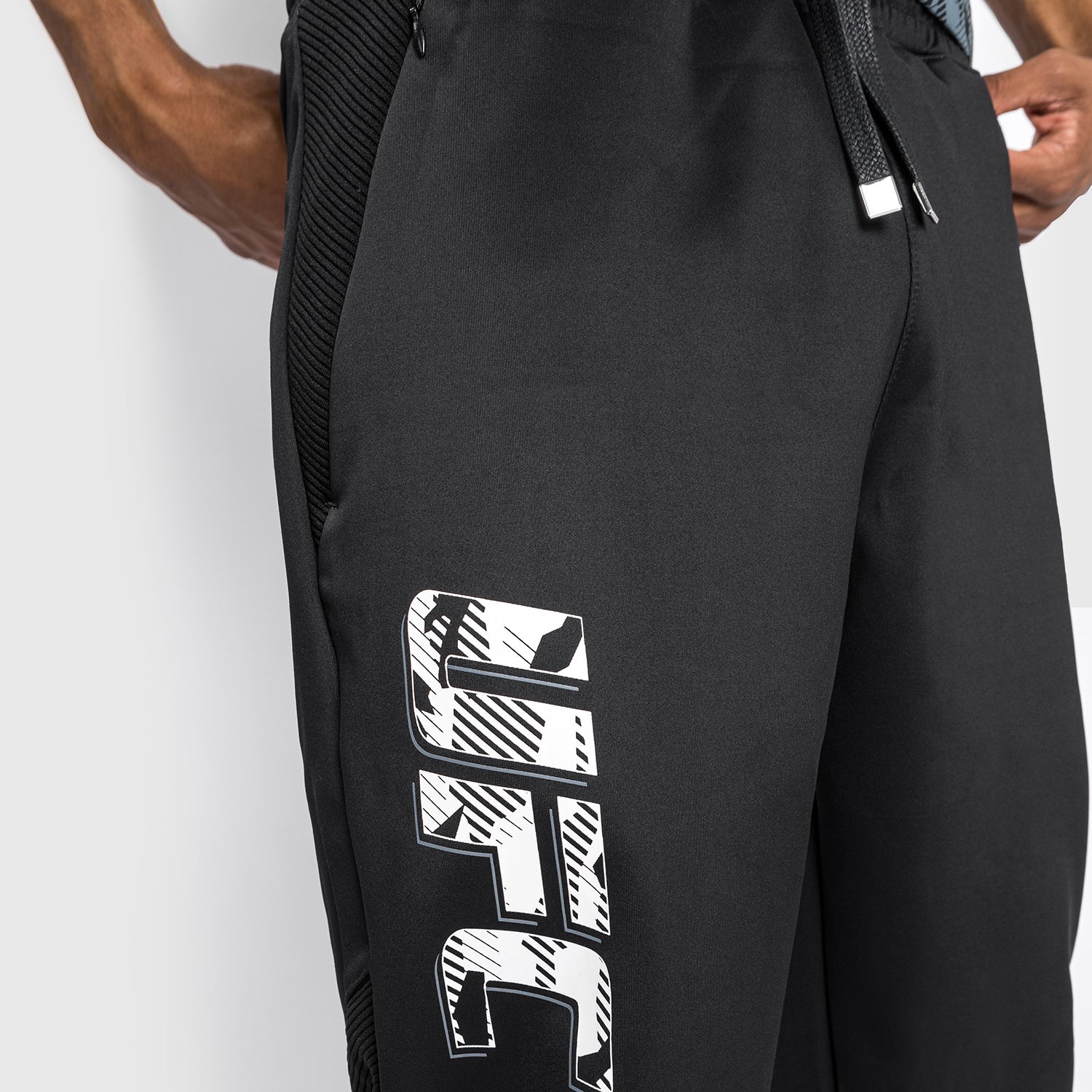 venum-ufc-authentic-fight-week-herrenhose-schwarz image 6