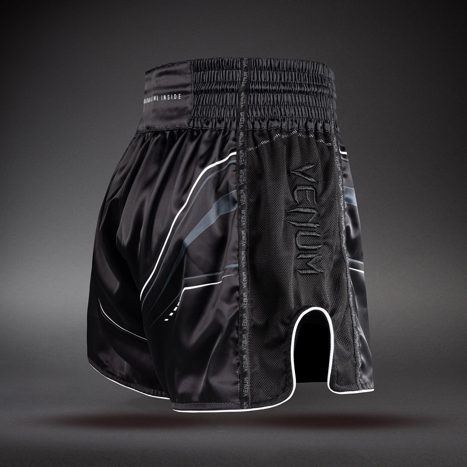 venum-streamline-muay-thai-shorts-schwarz-wei image 4