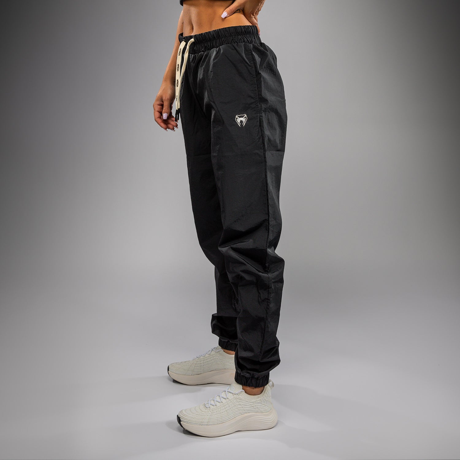 venum-vectra-damen-jogginghose-schwarz-wei image 2