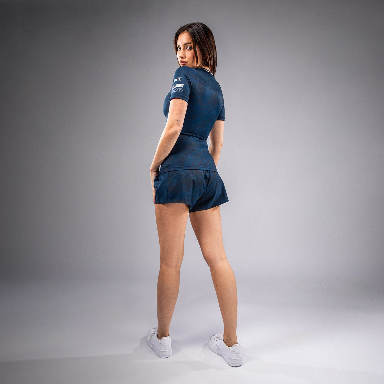 ufc-fusion-by-venum-fight-week-damen-performance-kurzarm-rashguard-ozeanisches-b image 4