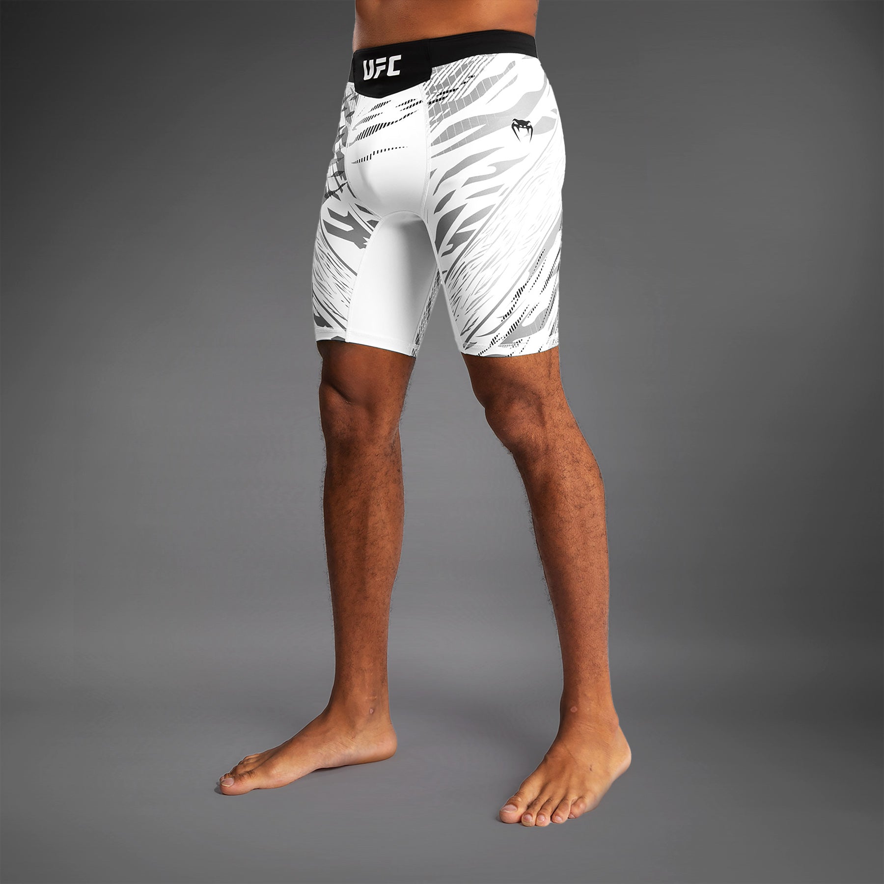 ufc-fusion-by-venum-authentic-fight-night-herren-vale-tudo-short-wei image 3