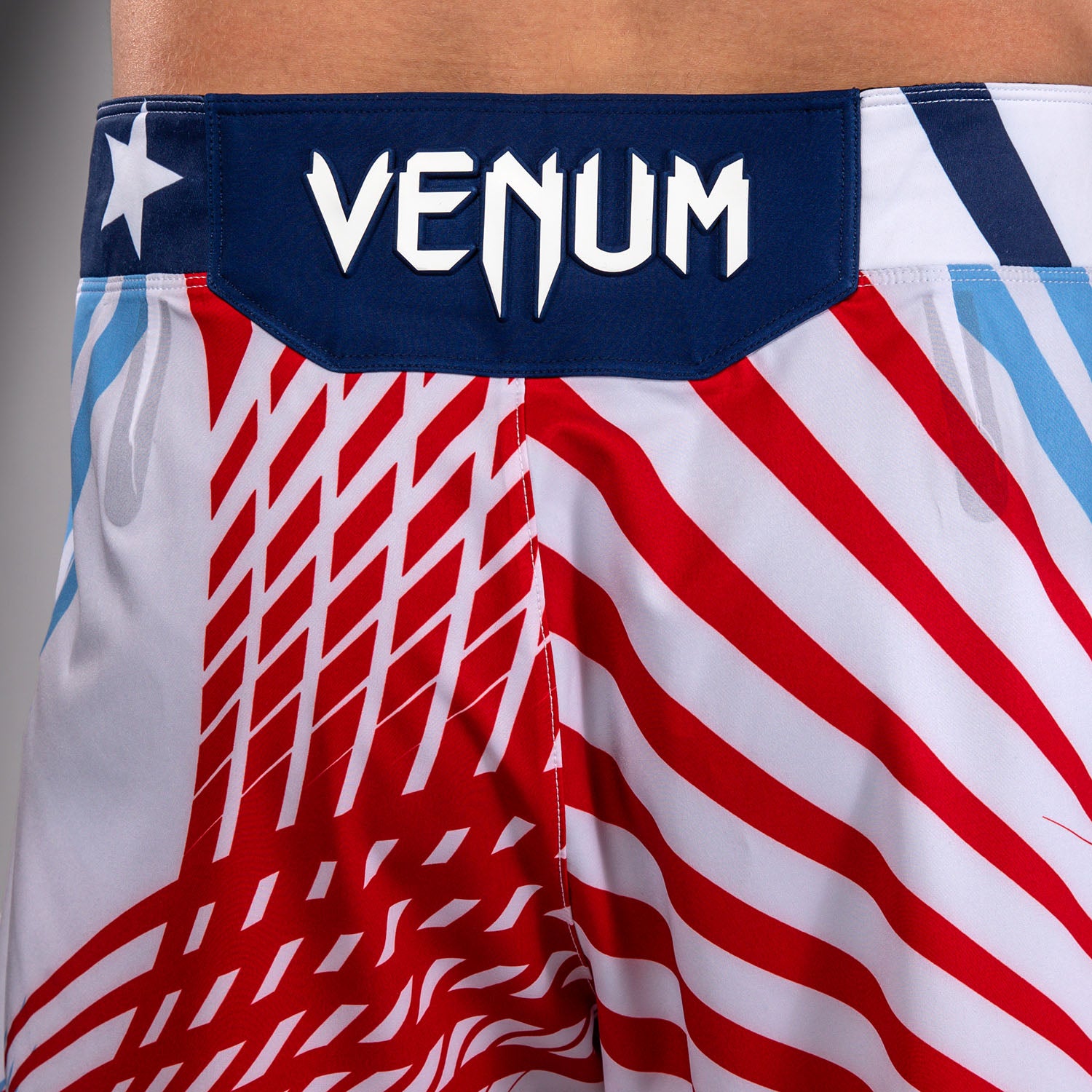 ufc-freedom-250-by-venum-authentic-fight-night-fight-shorts-long-fit-herren-wei image 6