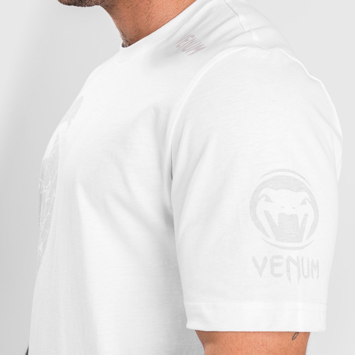 venum-giant-t-shirt-regular-fit-herren-wei image 8