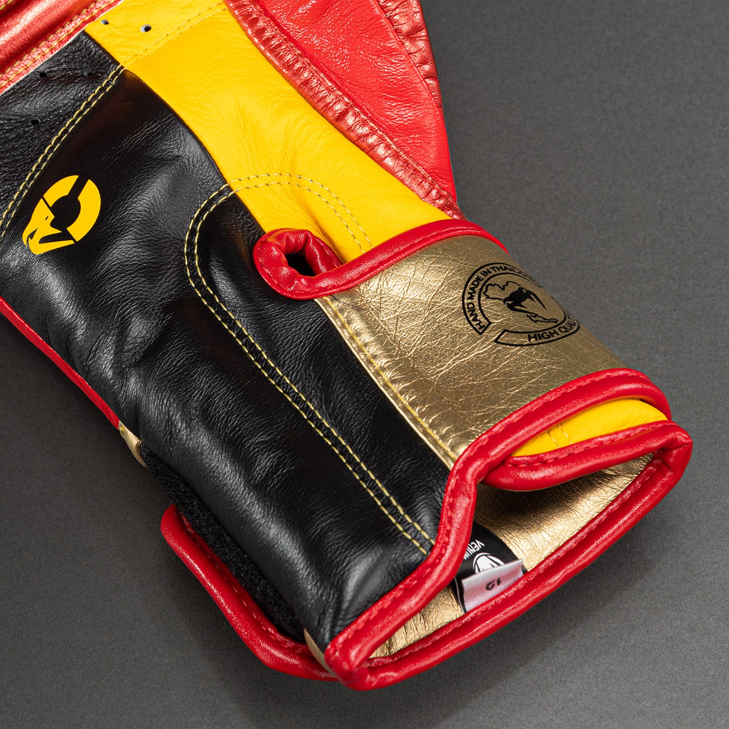 venum-giant-3-0-boxhandschuhe-rot-gelb-gold-nappaleder image 4