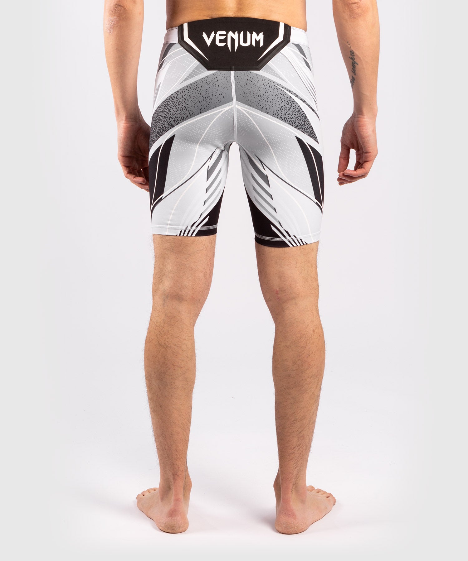 ufc-venum-authentic-fight-night-herren-vale-tudo-shorts-long-fit-wei image 3