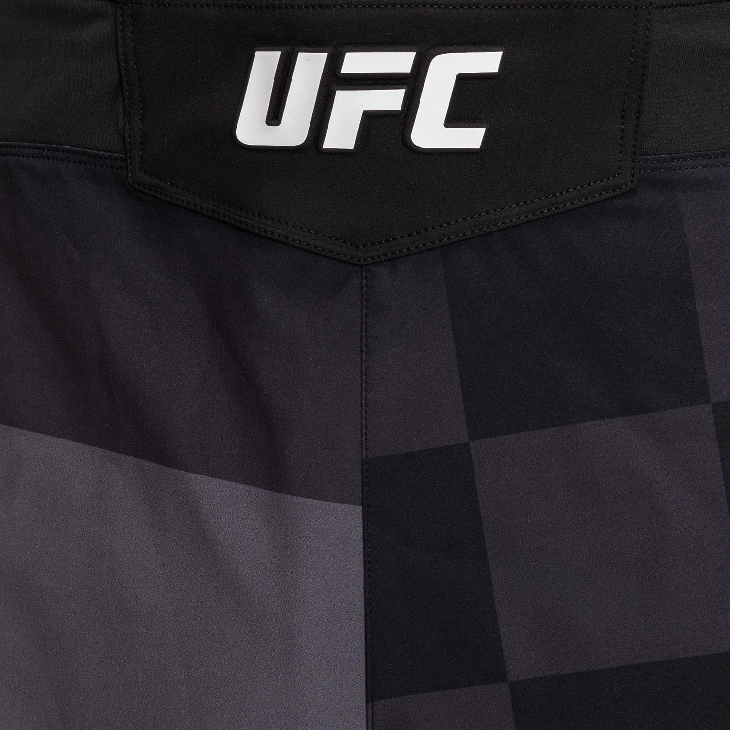 ufc-unrivaled-by-venum-stipe-miocic-fight-short-short-fit-schwarz image 4