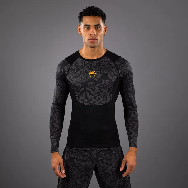 venum-x-topuria-unmatched-edition-langarm-rashguard-herren-schwarz-gold image 1