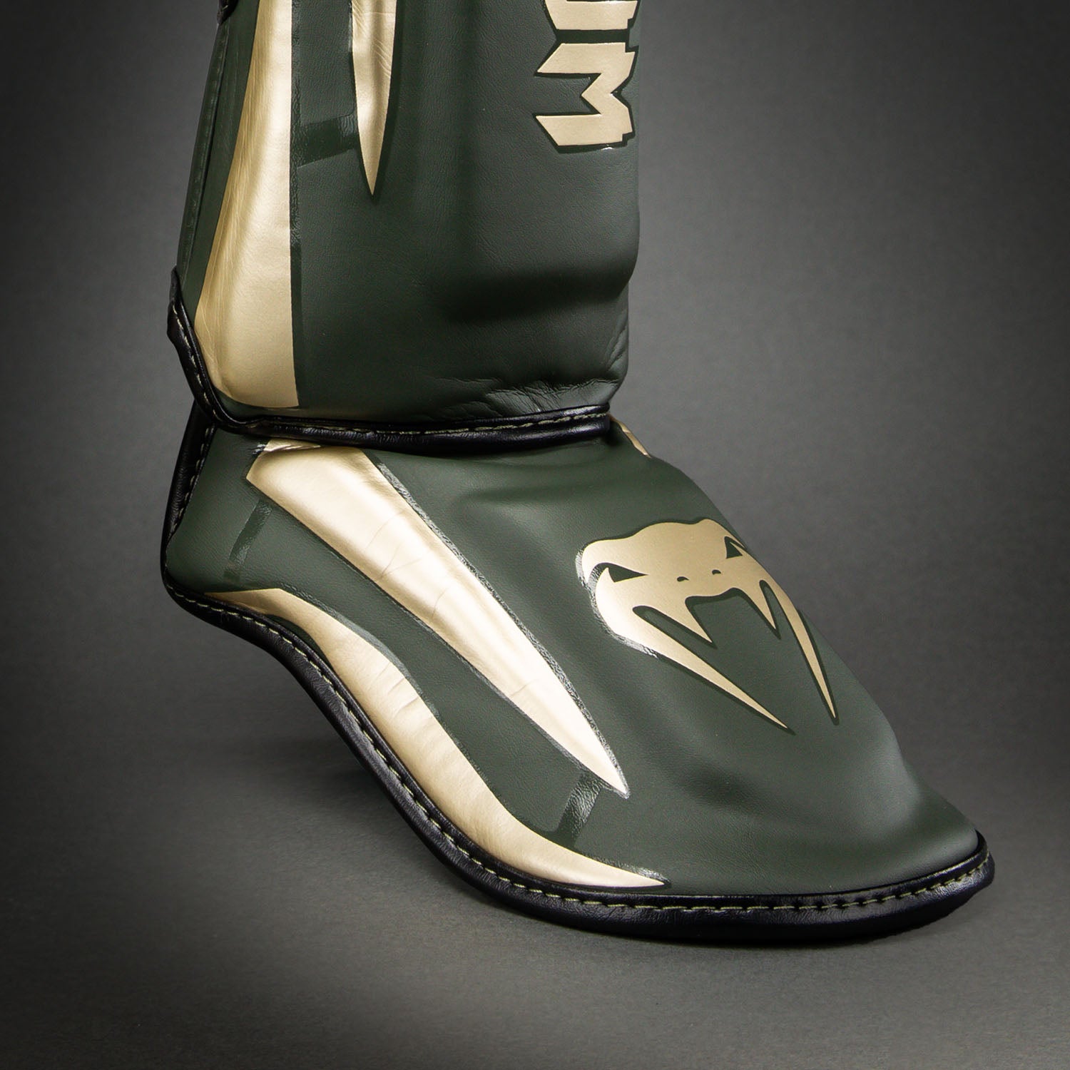 venum-elite-schienbeinschoner-khaki image 4