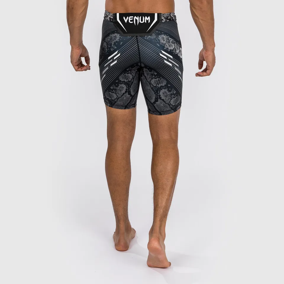 ufc-adrenaline-by-venum-authentic-fight-night-vale-tudo-short-herren-schwarz image 1