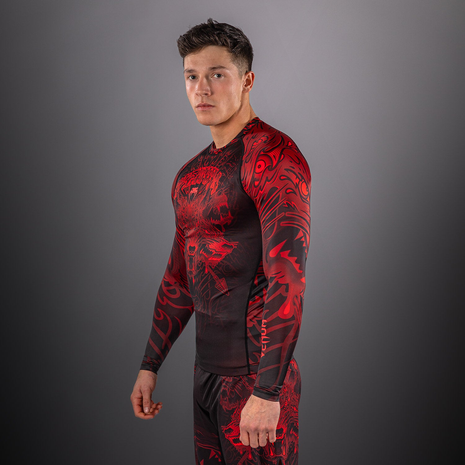 venum-wolf-atak-langarm-rashguard-schwarz-rot image 3