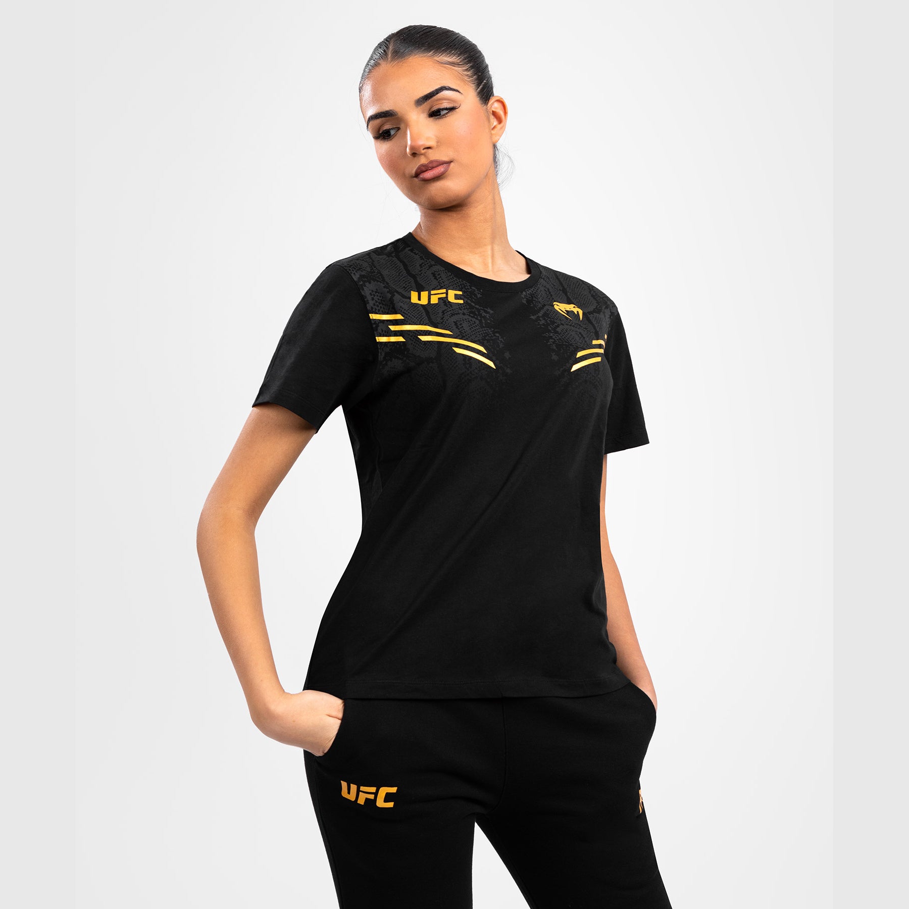 ufc-adrenaline-by-venum-replica-damen-t-shirt-champion-schwarz-gold image 3