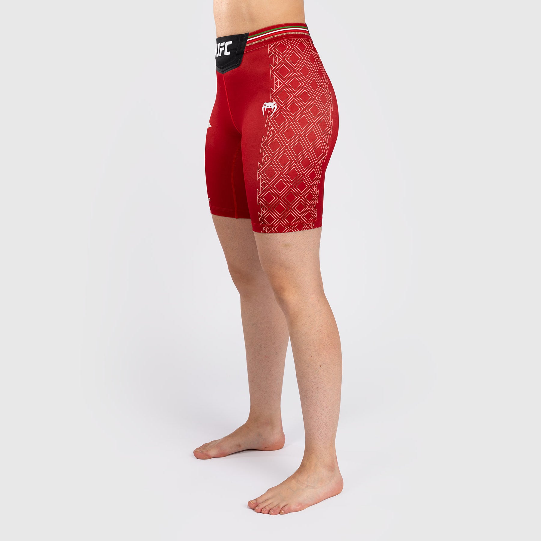venum-noche-ufc-authentic-fight-night-vale-tudo-shorts-damen-lange-passform-rot image 4