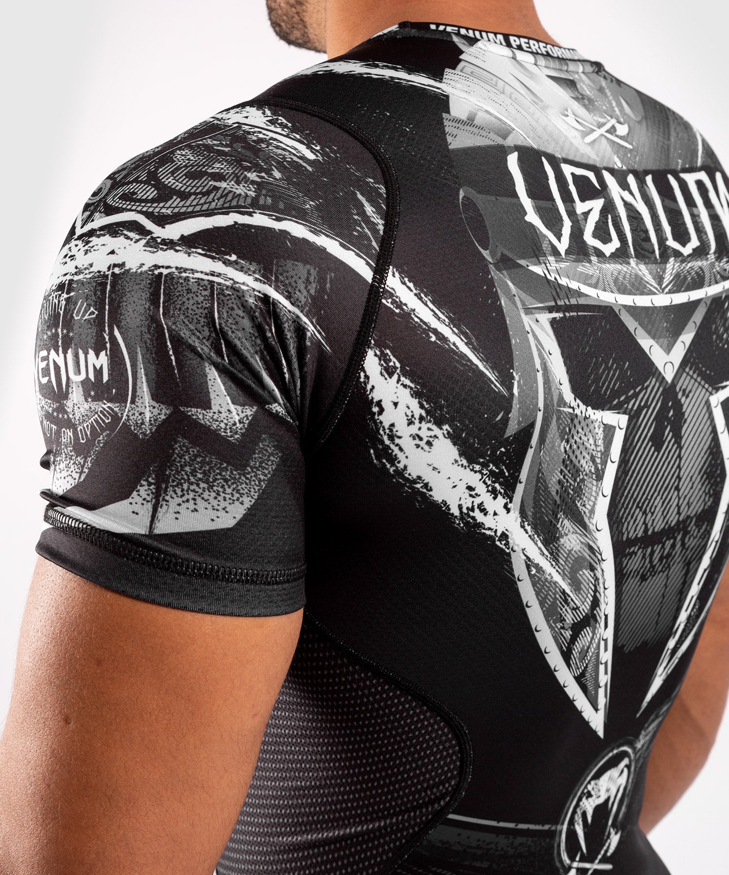 venum-gldtr-4-0-kurzarm-rashguard-wei-schwarz image 6