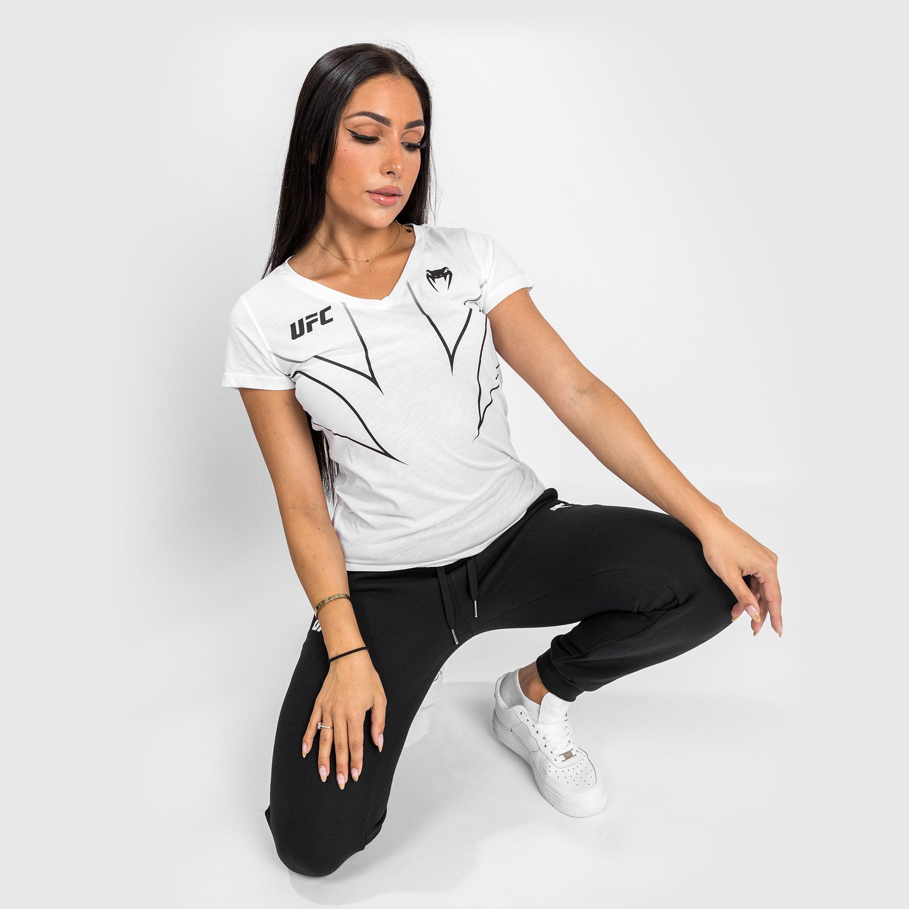 venum-ufc-fight-night-2-0-replica-frauen-t-shirt-wei image 2