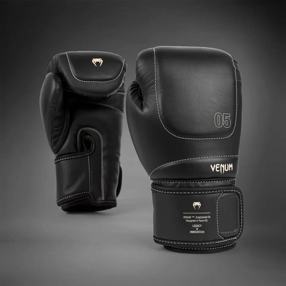venum-impact-evo-boxhandschuhe-schwarz image 1