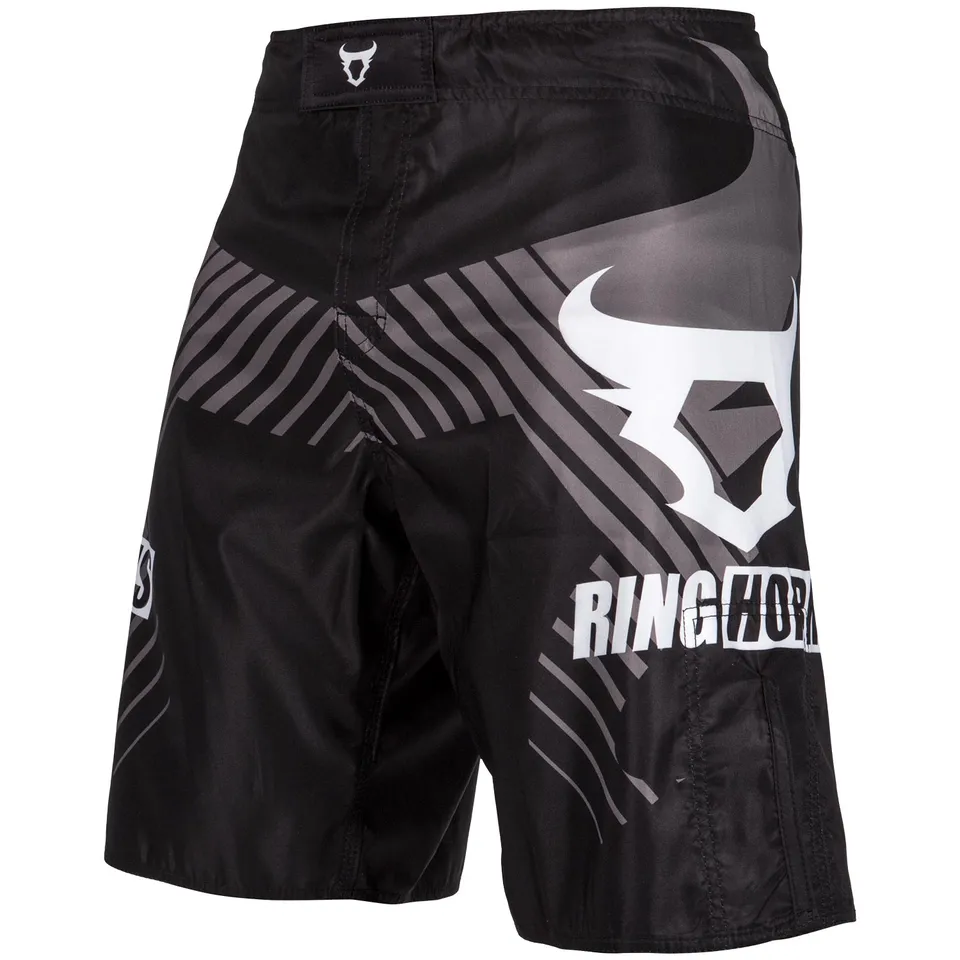 ringhorns-charger-by-venum-fightshorts-schwarz image 1
