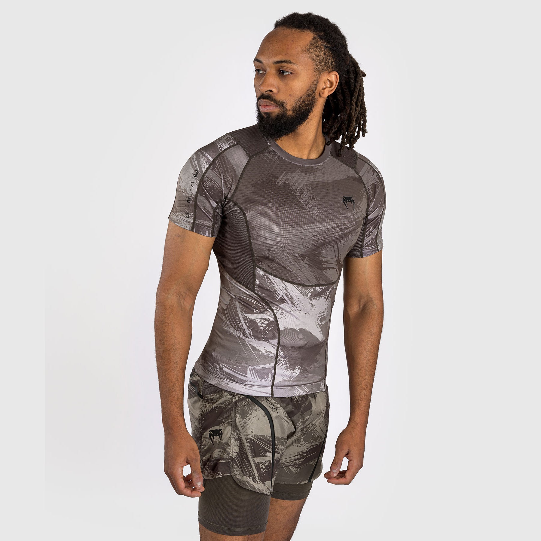 venum-electron-3-0-kurzarm-rashguard-sand image 3