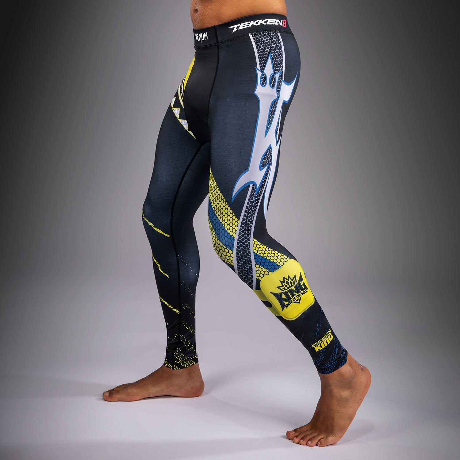 venum-x-tekken-8-spats-king-kompressionshose-grappling-bjj-mma-schwarz-gelb image 3