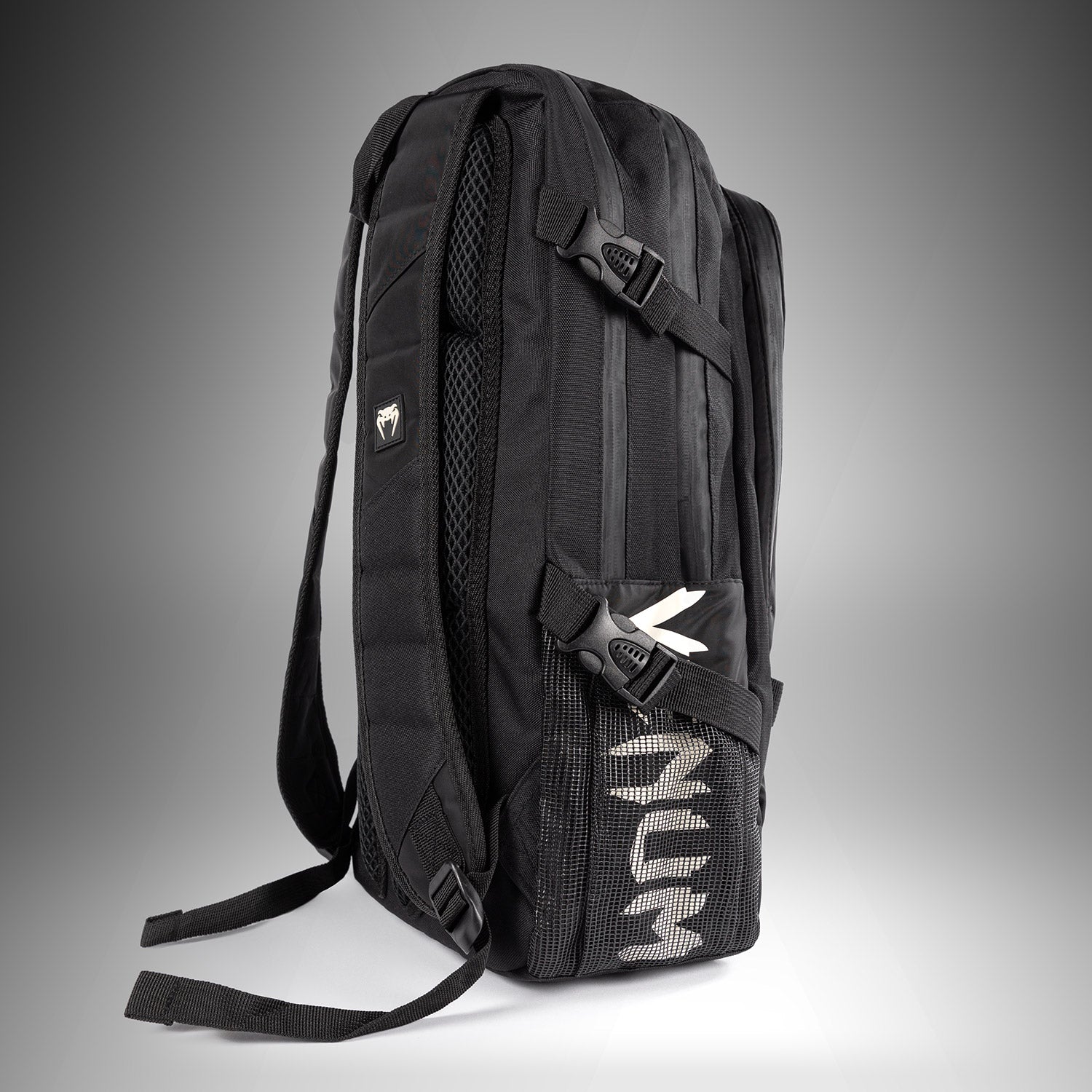 venum-shockwave-rucksack-20-25l-schwarz image 3