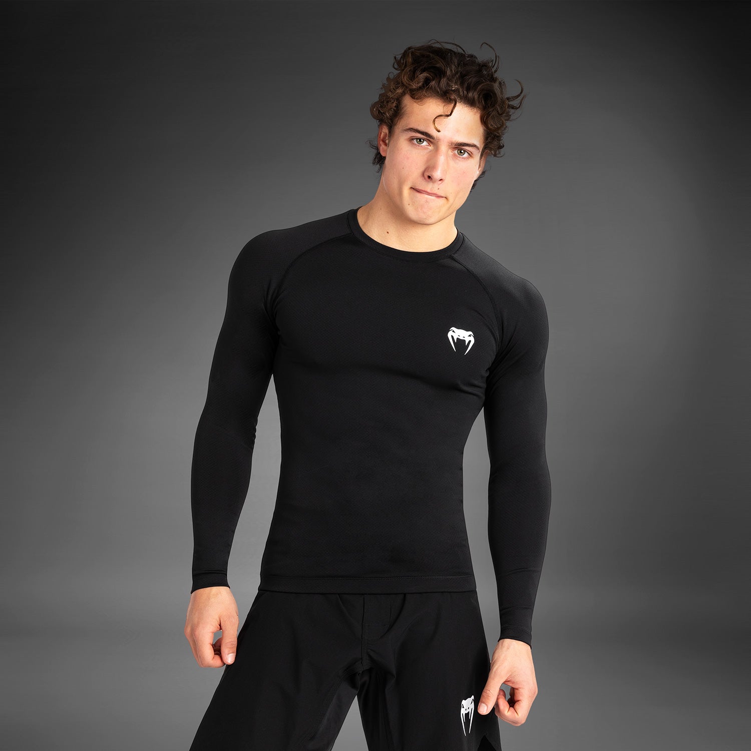 venum-contender-rashguard-langarm-herren-schwarz-wei image 5