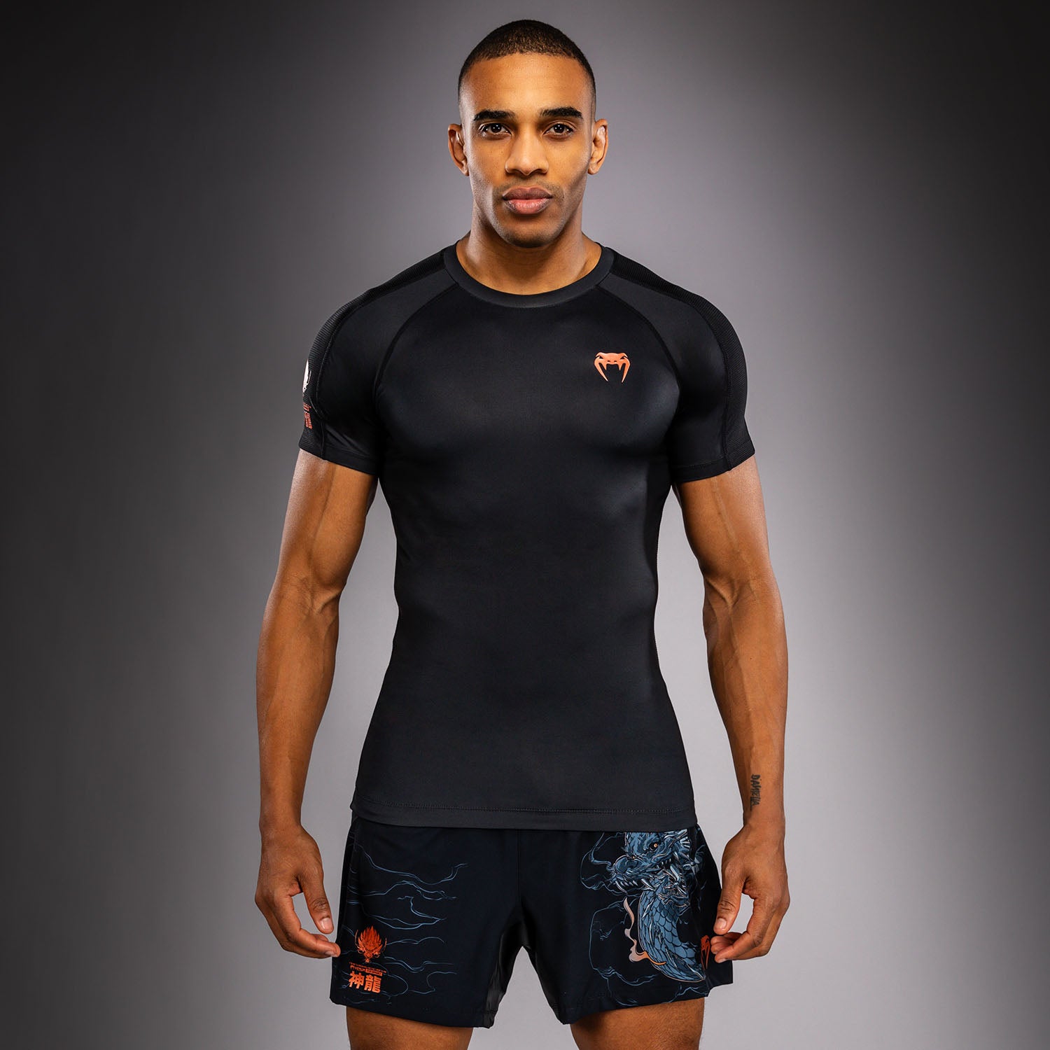 venum-thunder-dragon-kurzarm-rashguard-schwarz-grau-kupfer image 2