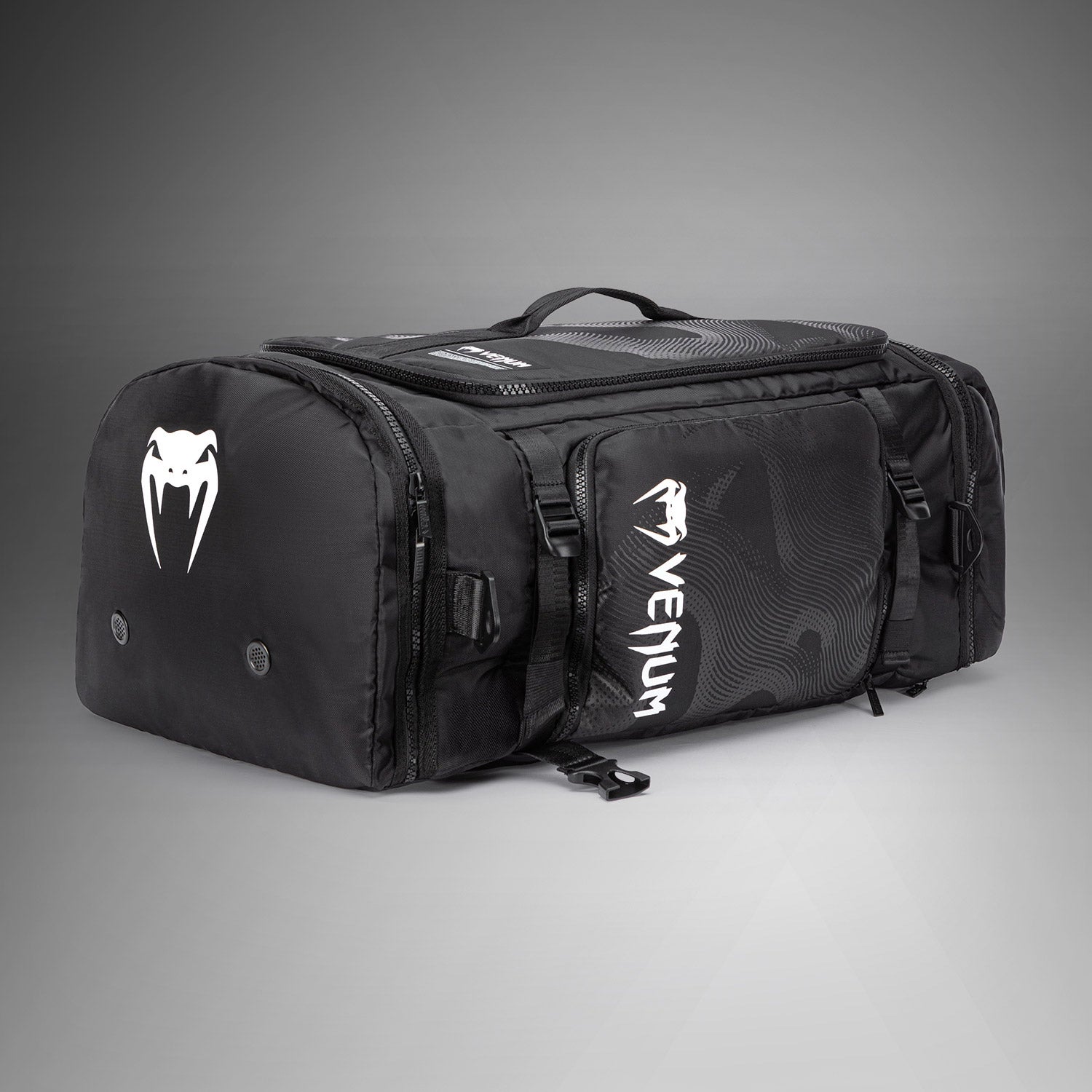 venum-shockwave-sporttasche-convertible-60l-schwarz image 3