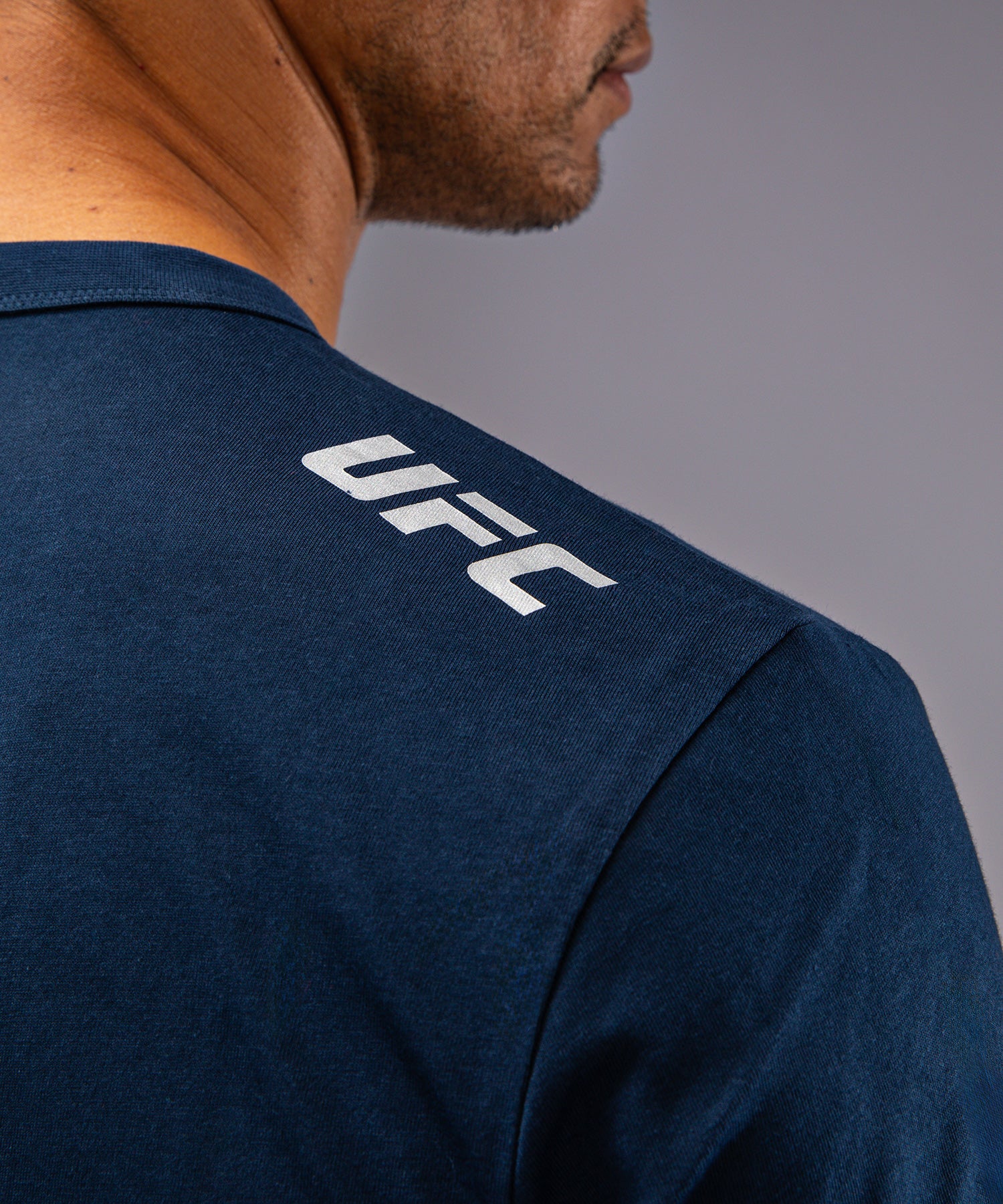 venum-ufc-fusion-fight-week-kurzarm-t-shirt-herren-solid-ozeanisches-blau image 7
