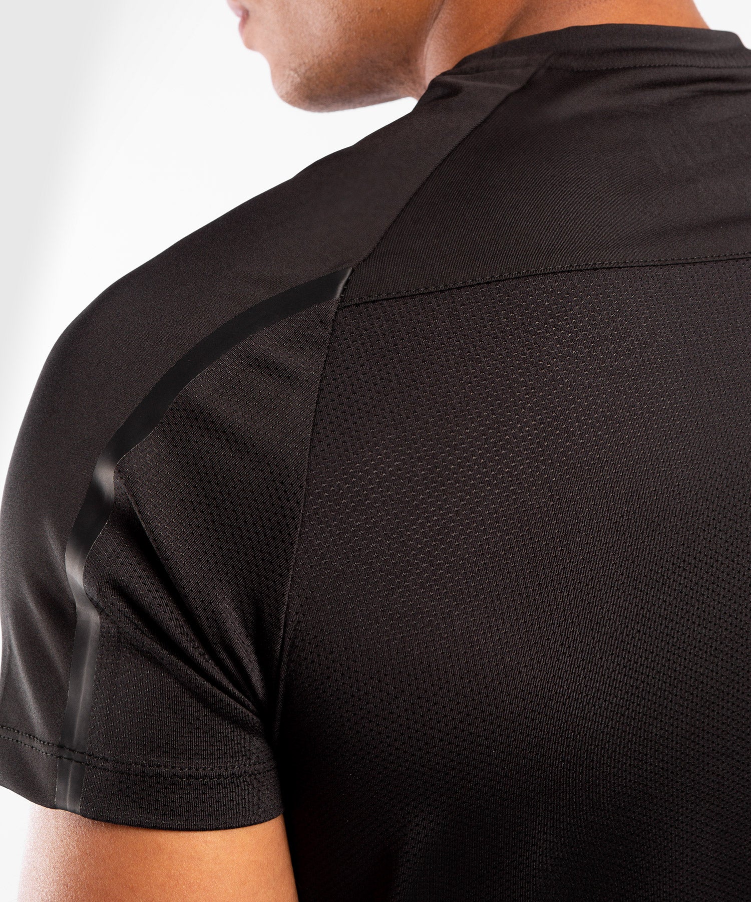 venum-classic-dry-tech-t-shirt-schwarz image 6