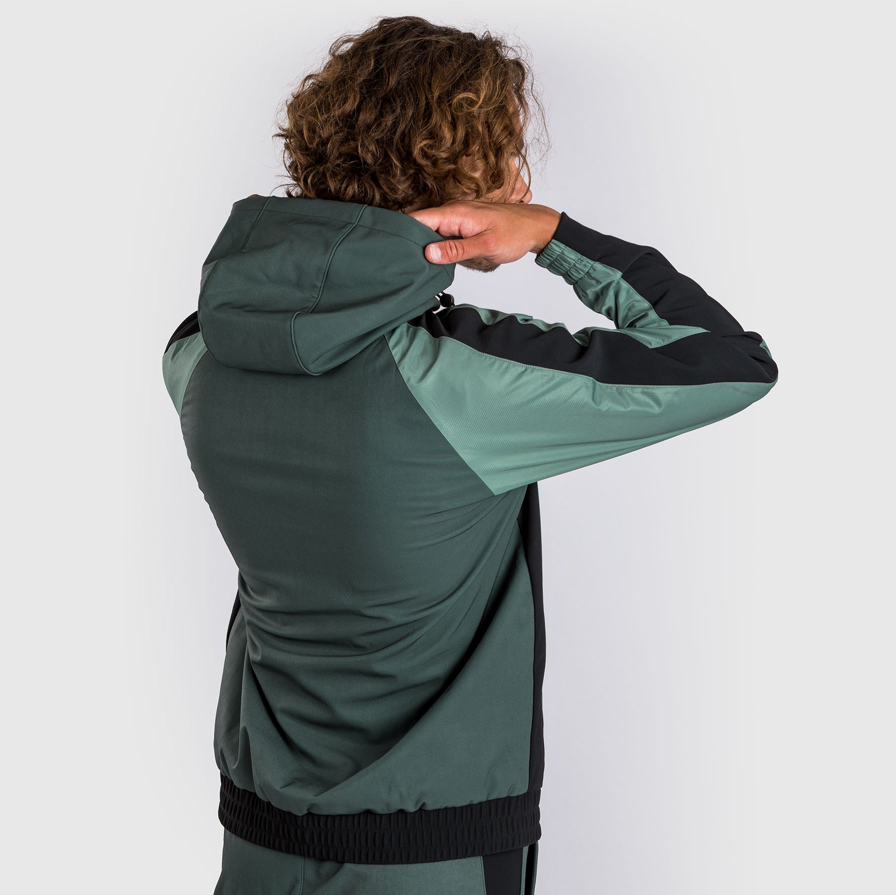 venum-laser-3-0-trainingsjacke-herren-schwarz-khaki image 2