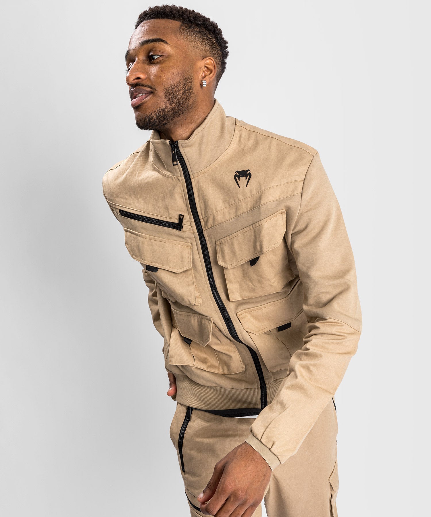 venum-cargo-jacke-mit-rei-verschluss-sand-beige image 3