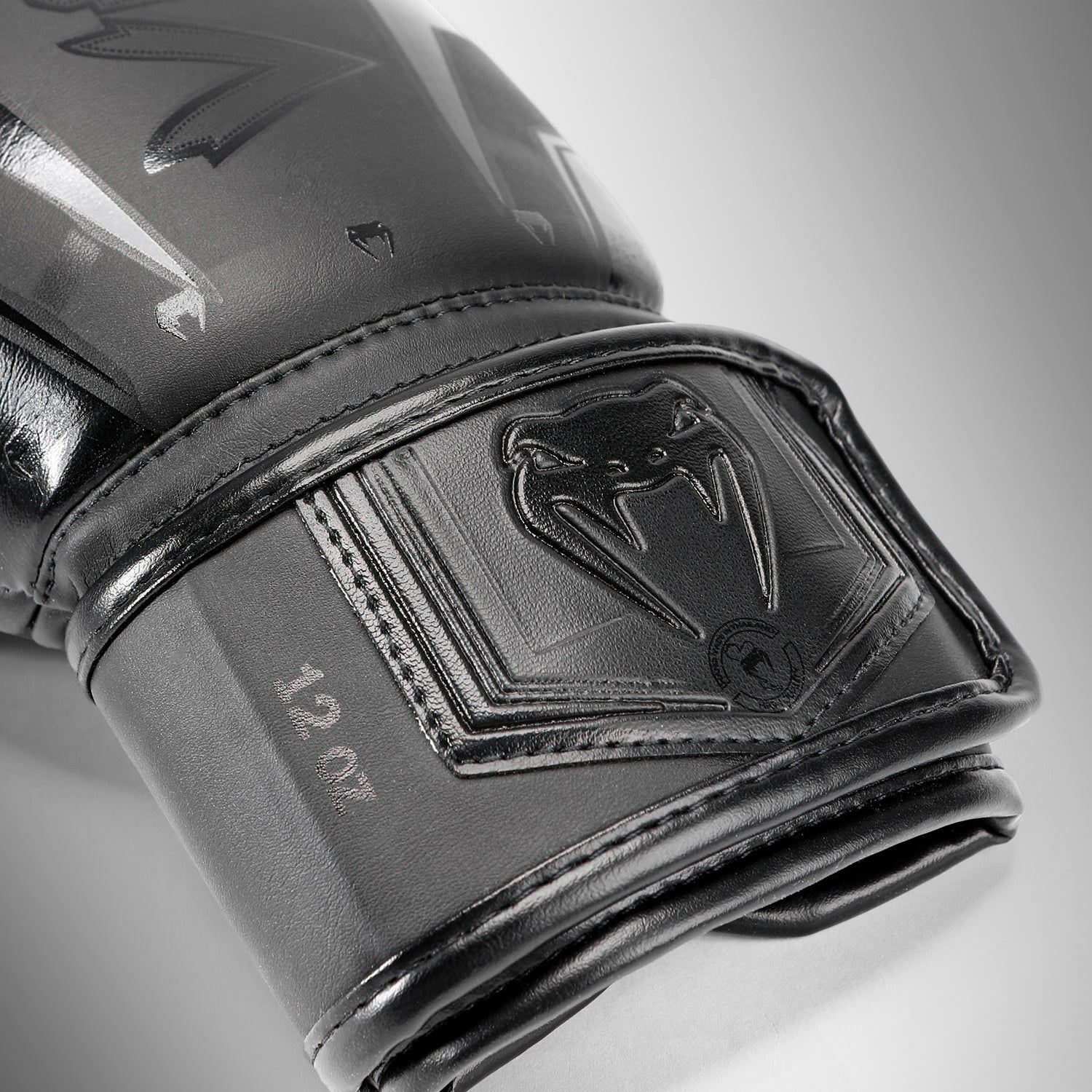 venum-elite-evo-boxhandschuhe-schwarz-schwarz image 3