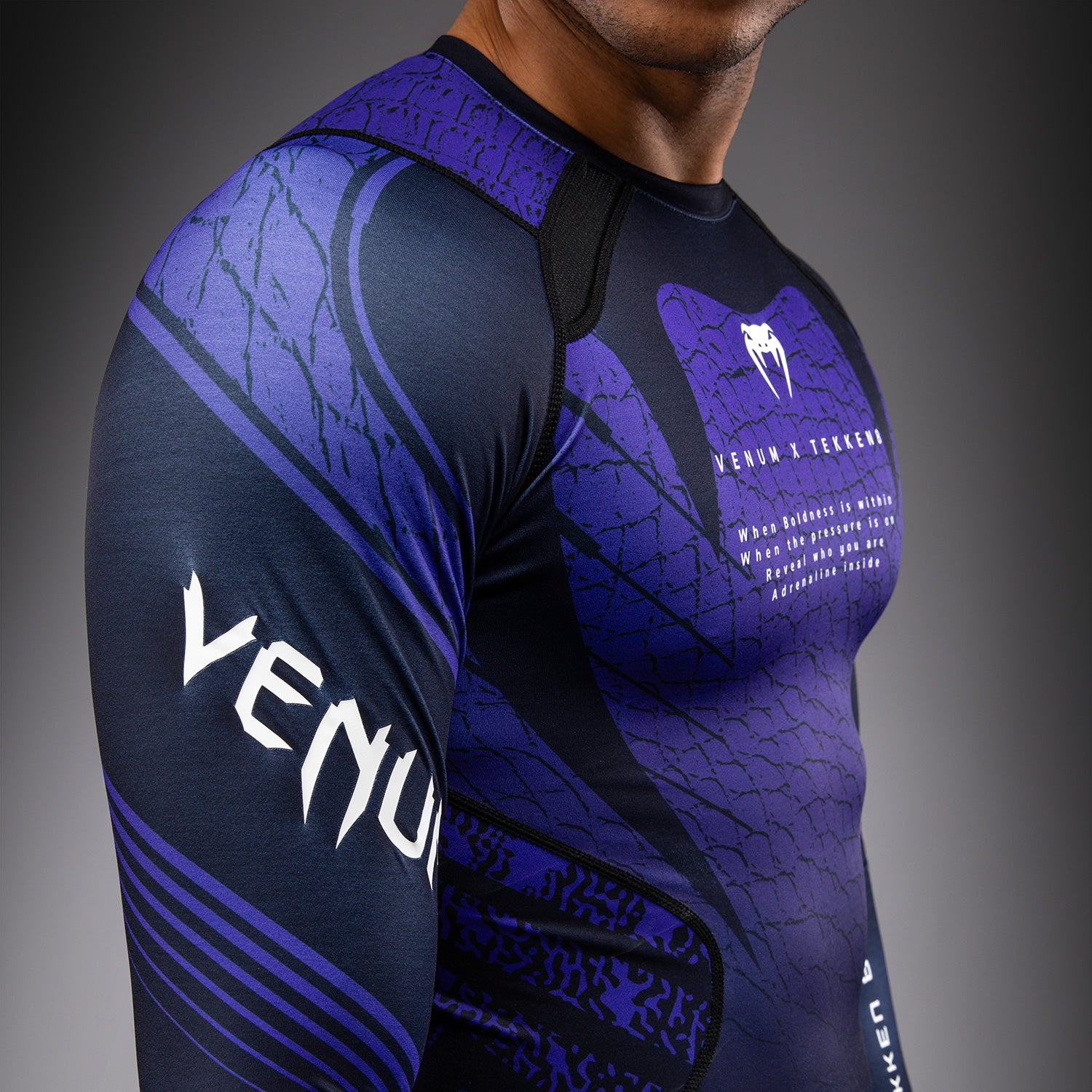venum-x-tekken-8-langarm-rashguard-kazuya-schwarz-lila image 6