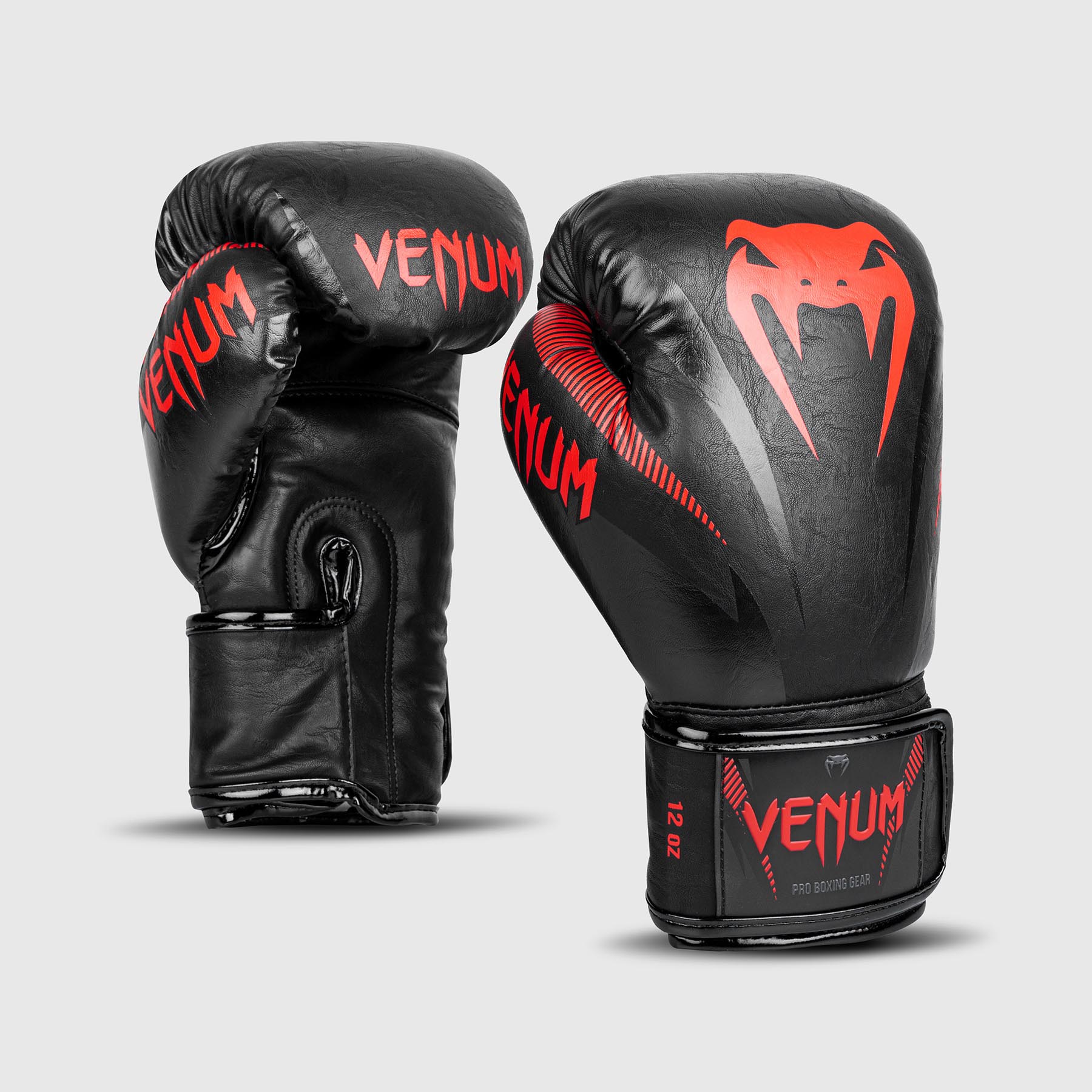venum-impact-boxhandschuhe-schwarz-2 image 1