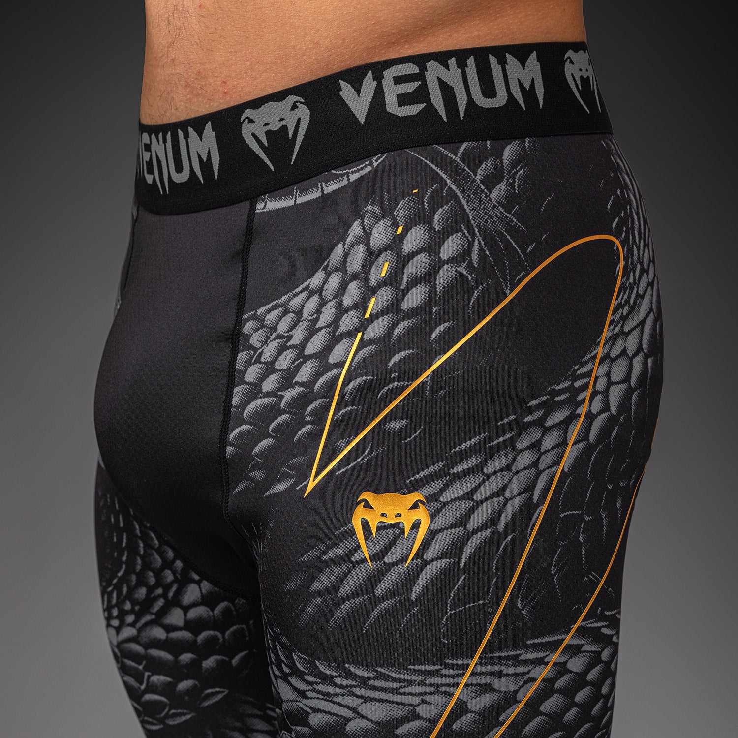 venum-matupa-spats-schwarz-grau-gold-herren image 6