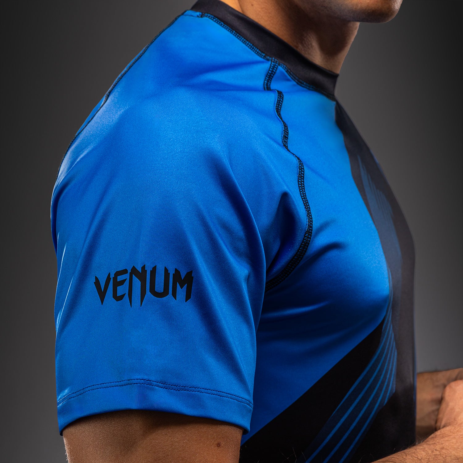 venum-no-gi-6-0-dry-tech-t-shirt-herren-schwarz-blau image 6