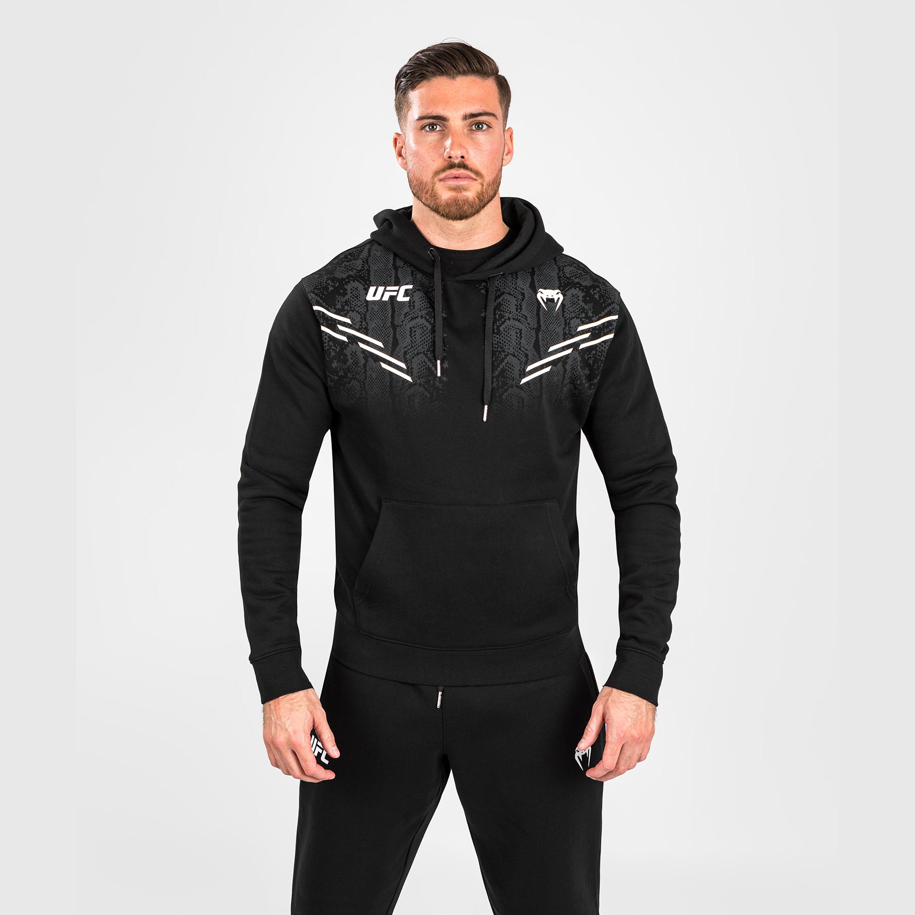 venum-ufc-adrenaline-replica-hoodie-herren-schwarz image 7
