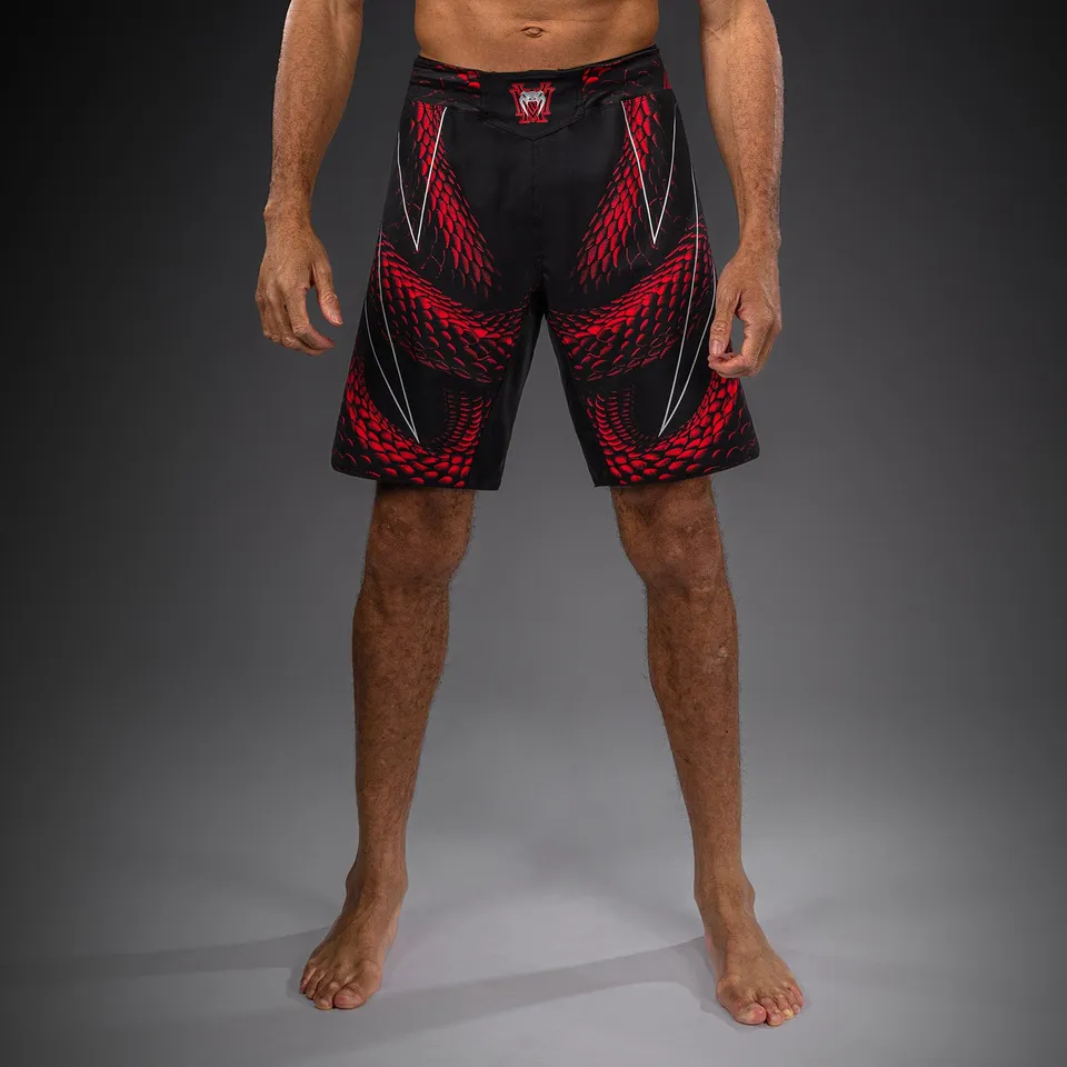 venum-matupa-fightshorts-herren-schwarz-rot-silber image 1