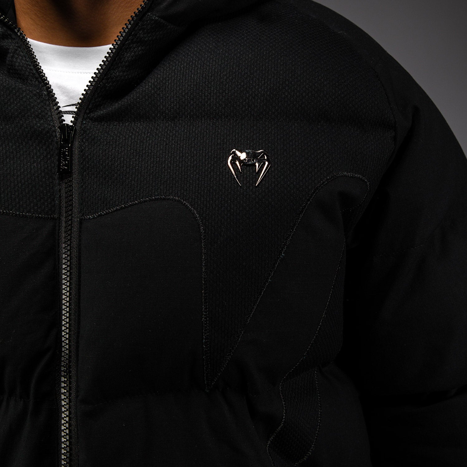 venum-attack-urban-gi-daunenjacke-schwarz image 7