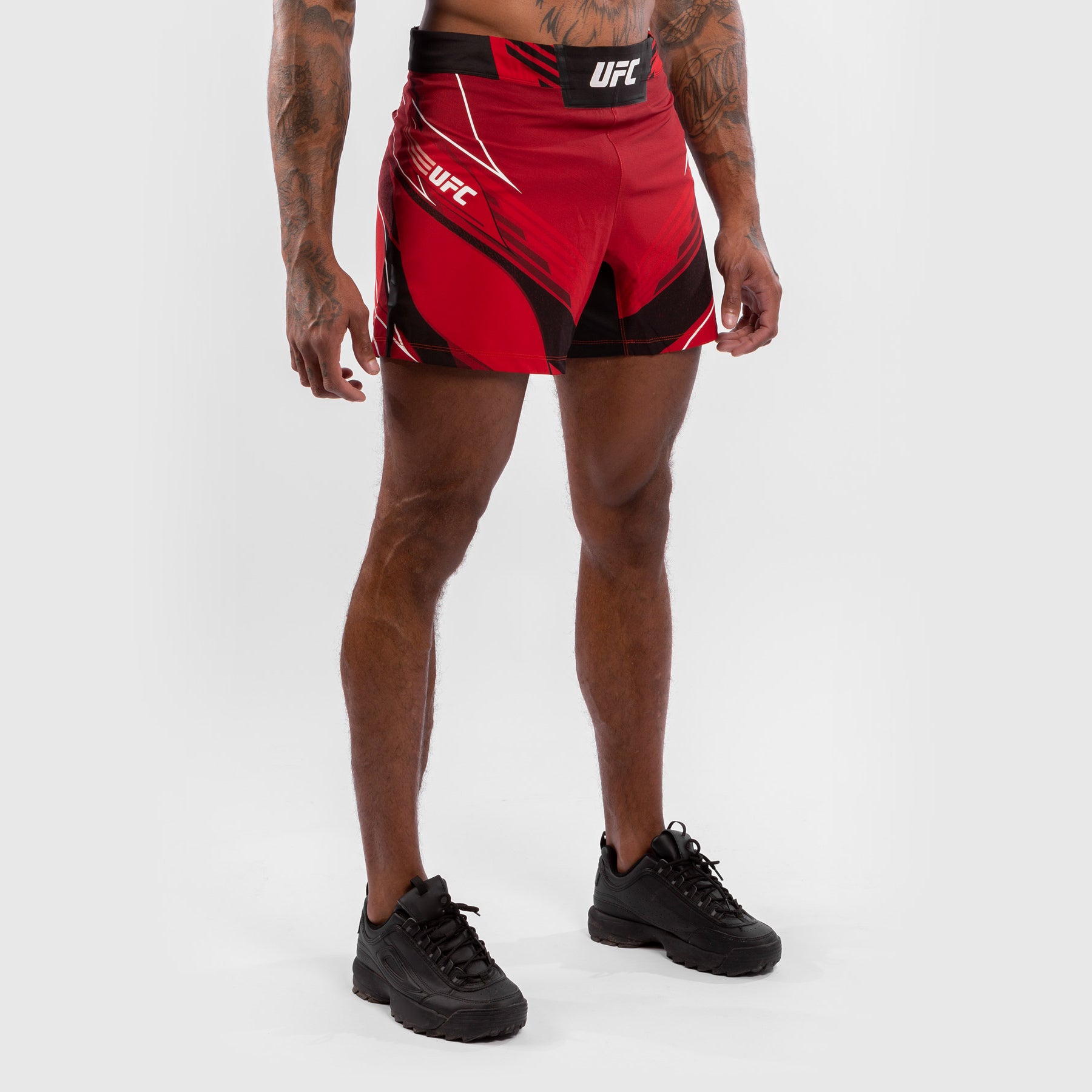 venum-ufc-authentic-fight-night-herren-shorts-rot image 4