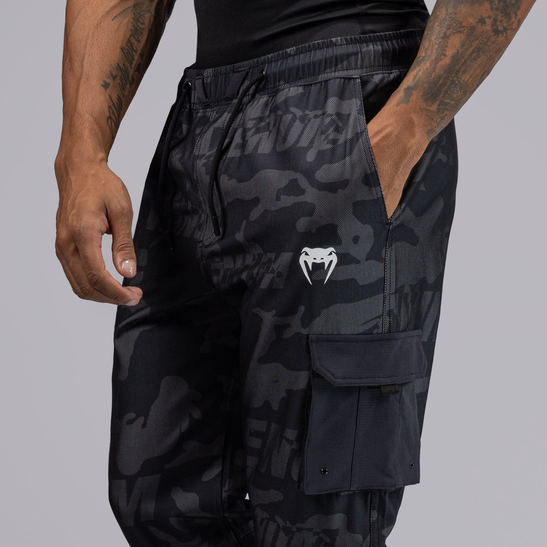venum-trooper-herren-trainingshose-schwarz-grau image 6