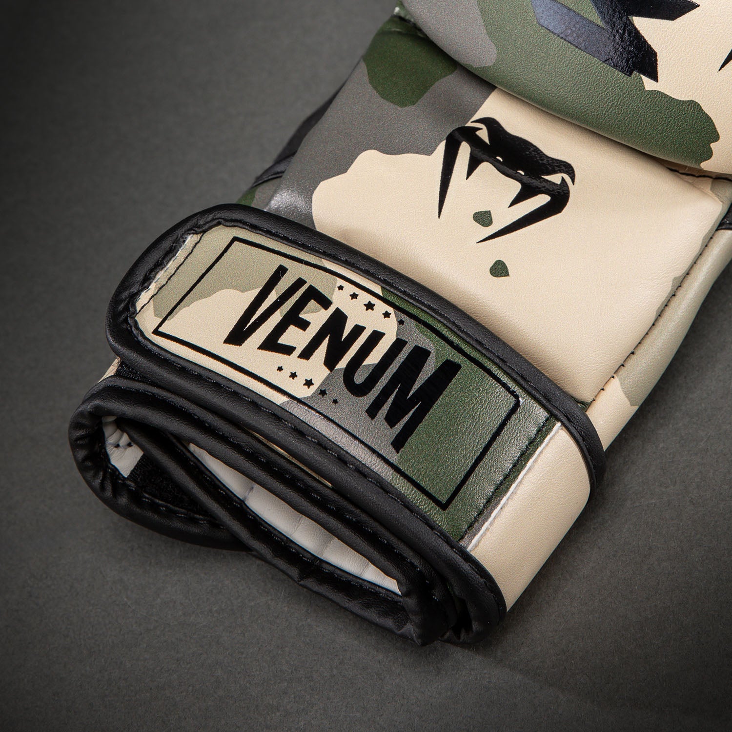 venum-elite-sparringhandschuhe-khaki-cremewei image 4