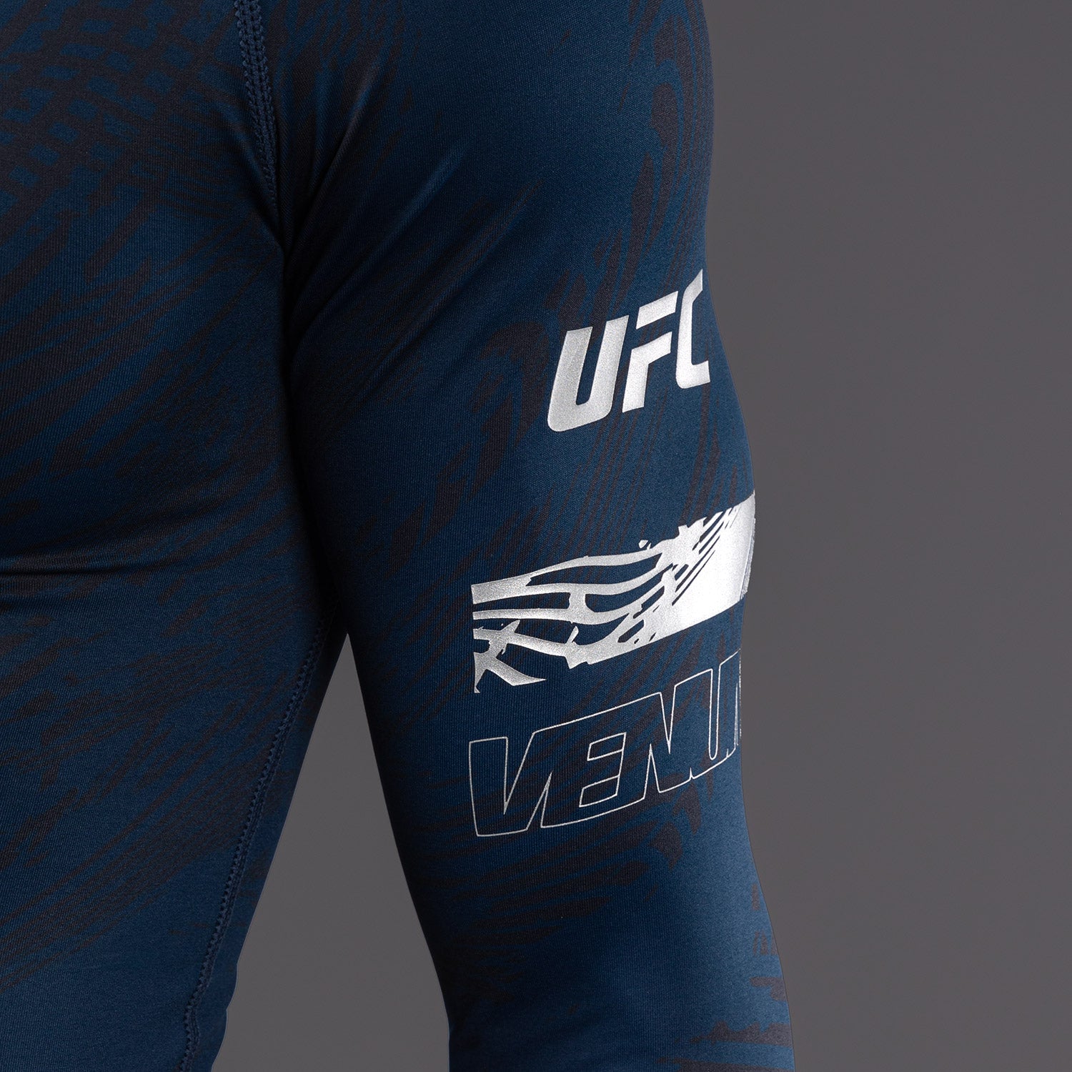 ufc-fusion-by-venum-fight-week-herren-langarm-rashguard-ozeanblau image 2